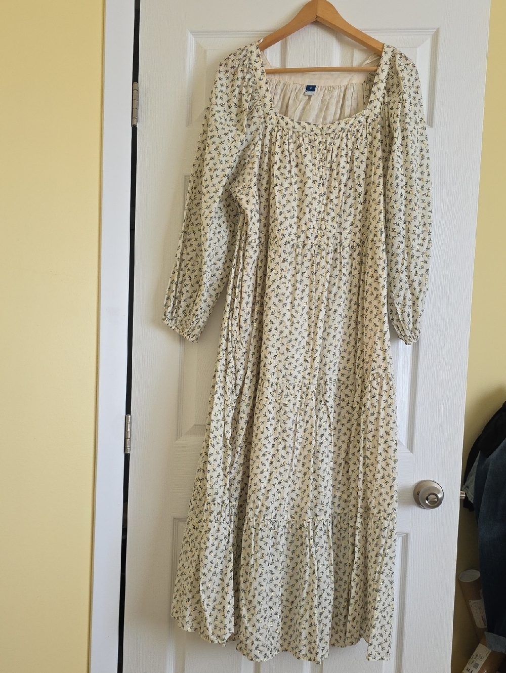 Old Navy Cream Maxi Dress with Small Floral Print